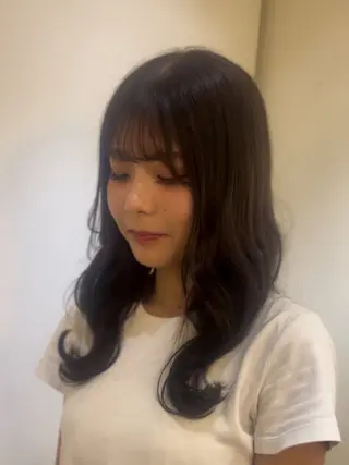 セミロング Moto nanamiのヘアスタイル