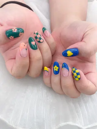 ネイル 五十嵐 美智のネイルデザイン