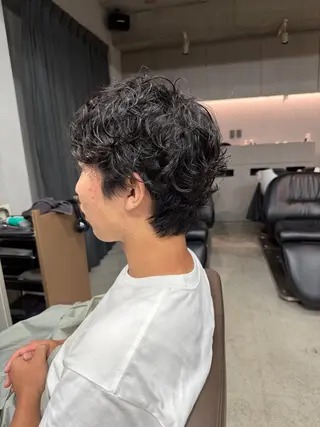 パーマ メンズ 縮毛矯正/スパイラル パーマ/表参道のヘアスタイル