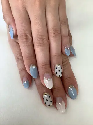 ネイル 💎🐰 saki. m 🐰💎のネイルデザイン