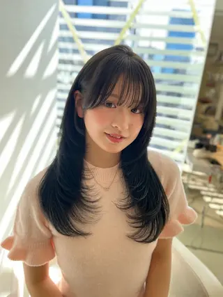 セミロング ♥️透明感×抜け感 ベージュ/佑珠♥️のヘアスタイル