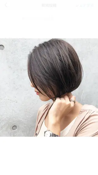 ミディアム カラー THE DAY所属・AKI HASHIMOTOのヘアスタイル