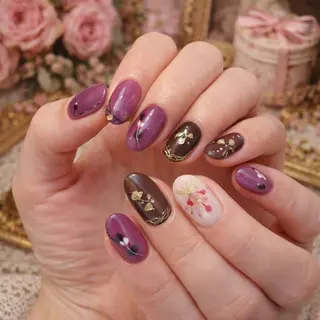 ネイル Roger 舞のネイルデザイン