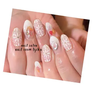 ネイル ﾈｲﾙﾙｰﾑﾘｯｶ 𝐦𝐚𝐲𝐮のネイルデザイン