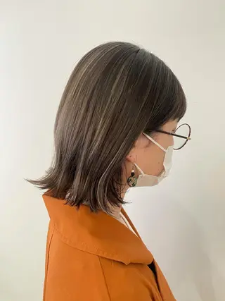 セミロング カラー 奥野 紗弓のヘアスタイル