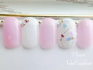 ネイル Viseo《6週間 長持ちパラジェル》のネイルデザイン