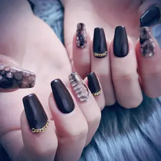 ネイル NOIROUGE所属・NOI ROUGEのネイルデザイン