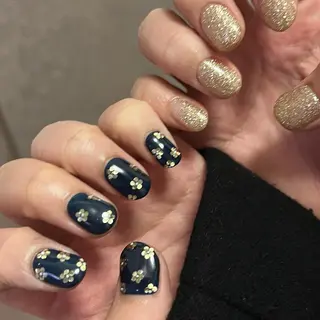 ネイル Trico Antique所属・岩本 杏のネイルデザイン