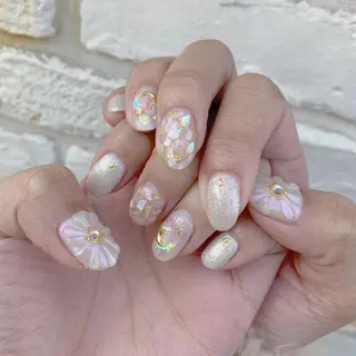 ネイル ヤマダ サクラのヘアスタイル