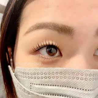 マツエク・マツパ truck阿倍野所属・truck 渡邊 侑季の眉毛・アイブロウイメージ