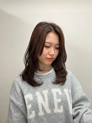 ミディアム カラー 🦋レイヤー職人 猪瀬玲奈🦋のヘアスタイル