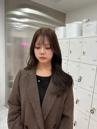 カラー 透明感ベージュ🤎 ナチュラルレイヤーのヘアスタイル