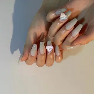 ネイル Ami 🦥のネイルデザイン