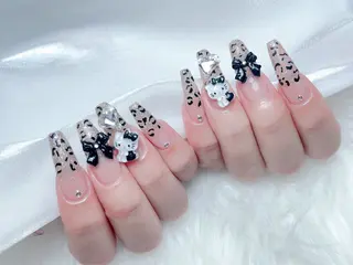 ネイル M🌷nail 長さだし専門店のネイルデザイン