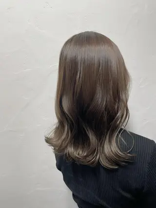 ミディアム ふわっとレイヤー 🪽スガヤハルミのヘアスタイル