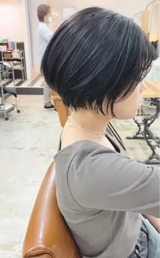 ショート ショートヘア、ボブ こやさん　コヤマのヘアスタイル