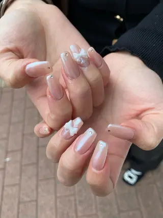 ネイル ＼近畿大学／近く🦢 Swanのネイルデザイン