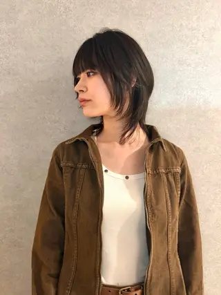 ミディアム カラー ハイトーン/ウルフ/ レイヤー/Asukaのヘアスタイル