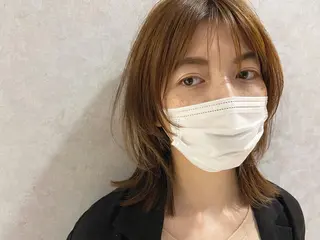 ミディアム カラー ヘアアレンジ 小田 莉加子のヘアスタイル
