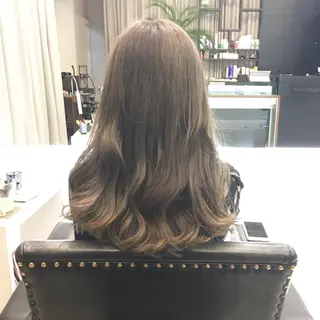 セミロング ロング カラー Lien所属・西川 ヒロキのヘアスタイル