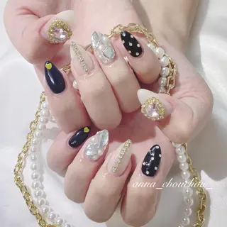 ネイル Anna Sano⭐️のネイルデザイン