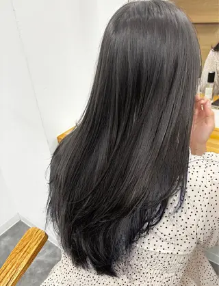 ロング hoNua. 栄/透明感カラーのヘアスタイル