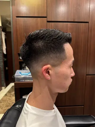 ショート メンズ HIRO GINZA barber shop 横浜店所属・ヒロ銀座　無料 フェード　細内のヘアスタイル