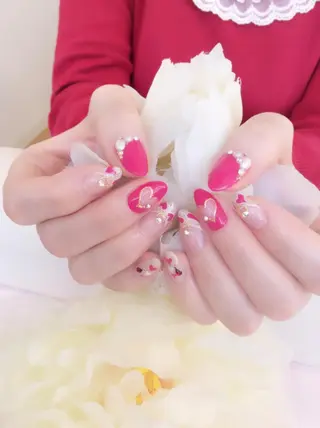 ミディアム TAKAMATSU RINAのネイルデザイン