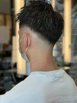 ショート メンズ メンズヘア特化 崎田 成人のヘアスタイル