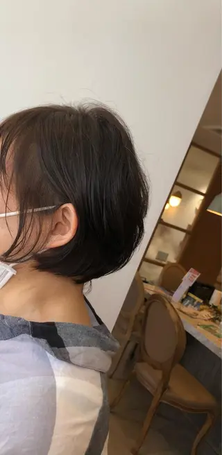 ミディアム 坂田 優子のヘアスタイル