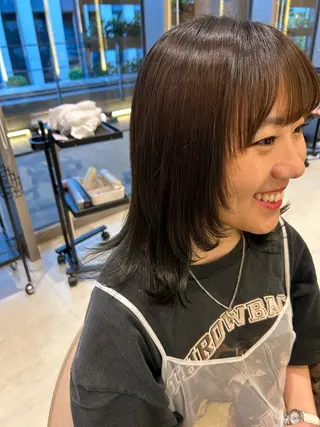 ミディアム UNIXマークイズみなとみらい所属・上杉 茉広のヘアスタイル