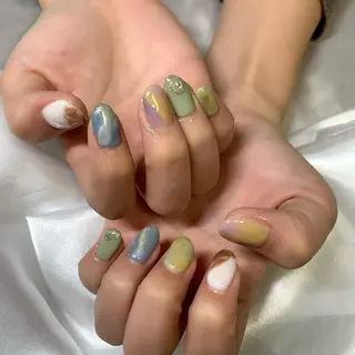 ネイル Lucid Fleur Amiのネイルデザイン