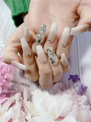 ネイル Lakkus T－CHIのネイルデザイン