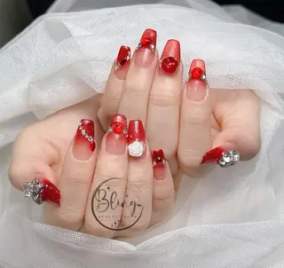 ロング Bling Salonのネイルデザイン