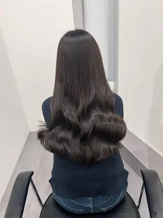 ロング しゅういち/赤み消し カラー特化のヘアスタイル