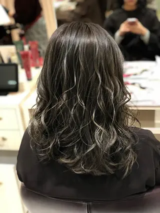 ミディアム カラー 難しい髪質の縮毛矯正 高岡/射水/髪質改善のヘアスタイル