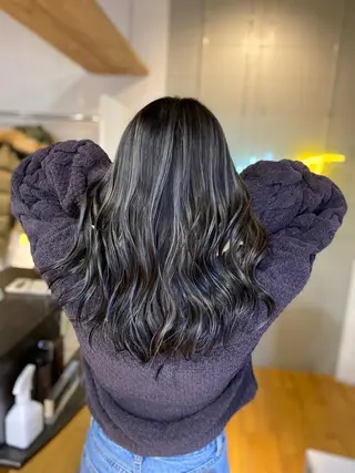 ミディアム カラー ヘアアレンジ 久米 治仁のヘアスタイル