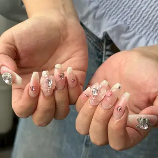 ネイル Nailist Amiのネイルデザイン