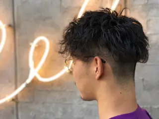 ショート パーマ メンズ 島田 竜也のヘアスタイル