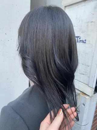 セミロング カラー お任せヘア☘️☘️ 及川渚のヘアスタイル