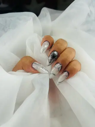 ネイル ATULA Nail 💅チップ長さだしのネイルデザイン
