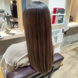 ロング 鳥見 若菜のヘアスタイル