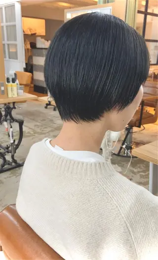 ショート ショートヘア、ボブ こやさん　コヤマのヘアスタイル