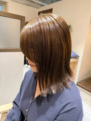 ミディアム カラー little lulu 梅田所属・高橋 さやかのヘアスタイル