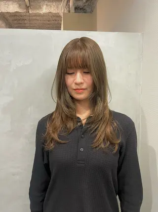 ミディアム カラー 熊谷 由貴のヘアスタイル