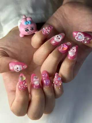 ネイル うにゃねいる🌷 Mayaのネイルデザイン