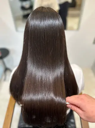 ロング Matilda所属・Mo Moのヘアスタイル