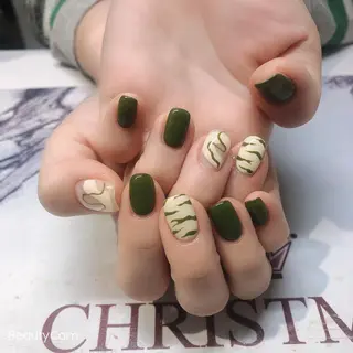 ネイル Guarendo錦糸町店所属・ガレンドウ 白澤 愛子のネイルデザイン