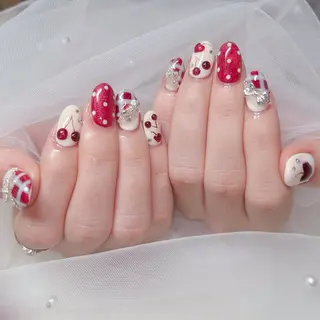 ネイル ラクロレ ハナ︎🌼のネイルデザイン