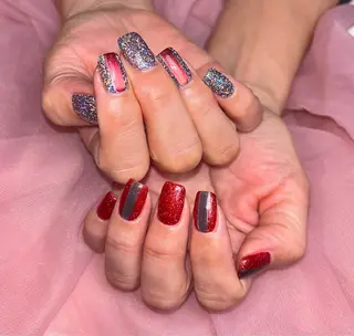 ネイル 𝐁𝐞𝐥𝐥 𝐦𝐞のネイルデザイン